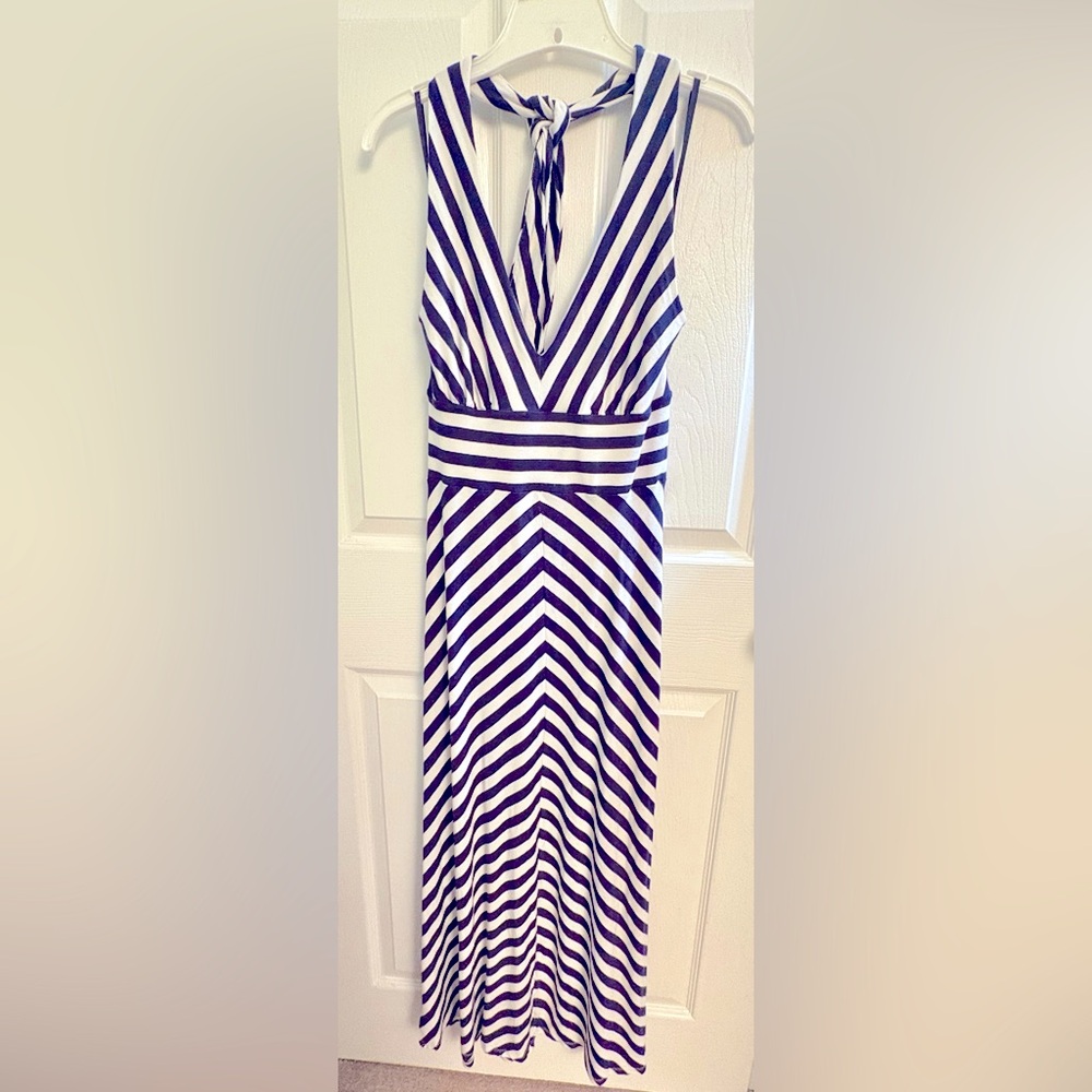 Banana Republic Navy and White Chevron Halter Top Maxi Dress, Size XS, EUC